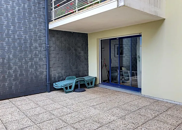 Moderne Avec Terrasse Et Parking, Au Coeur De Granville, A Deux Pas De La ! - Fr-1-361-77 アパート