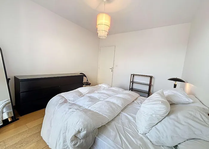 דירה Moderne Avec Terrasse Et Parking, Au Coeur De Granville, A Deux Pas De La ! - Fr-1-361-77 גראנוויל